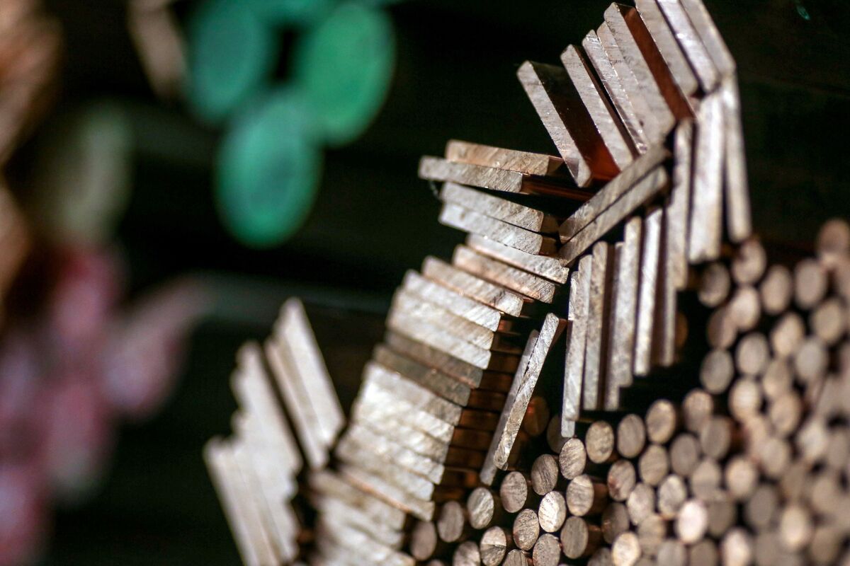 Copper Slides in Thin Trading as Global Metal Stockpiles Rise