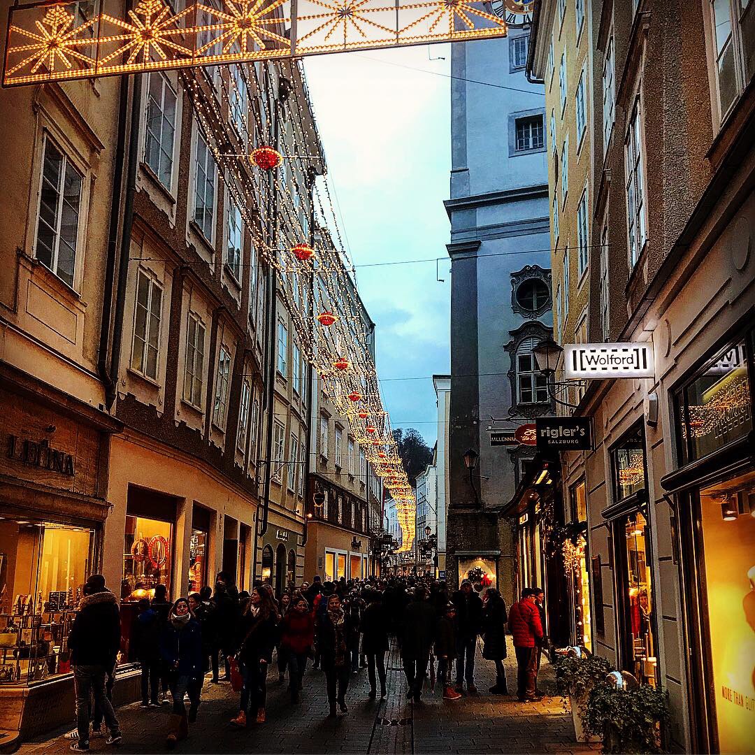 This Restaurant Has Spent 1 200 Years Perfecting a Christmas