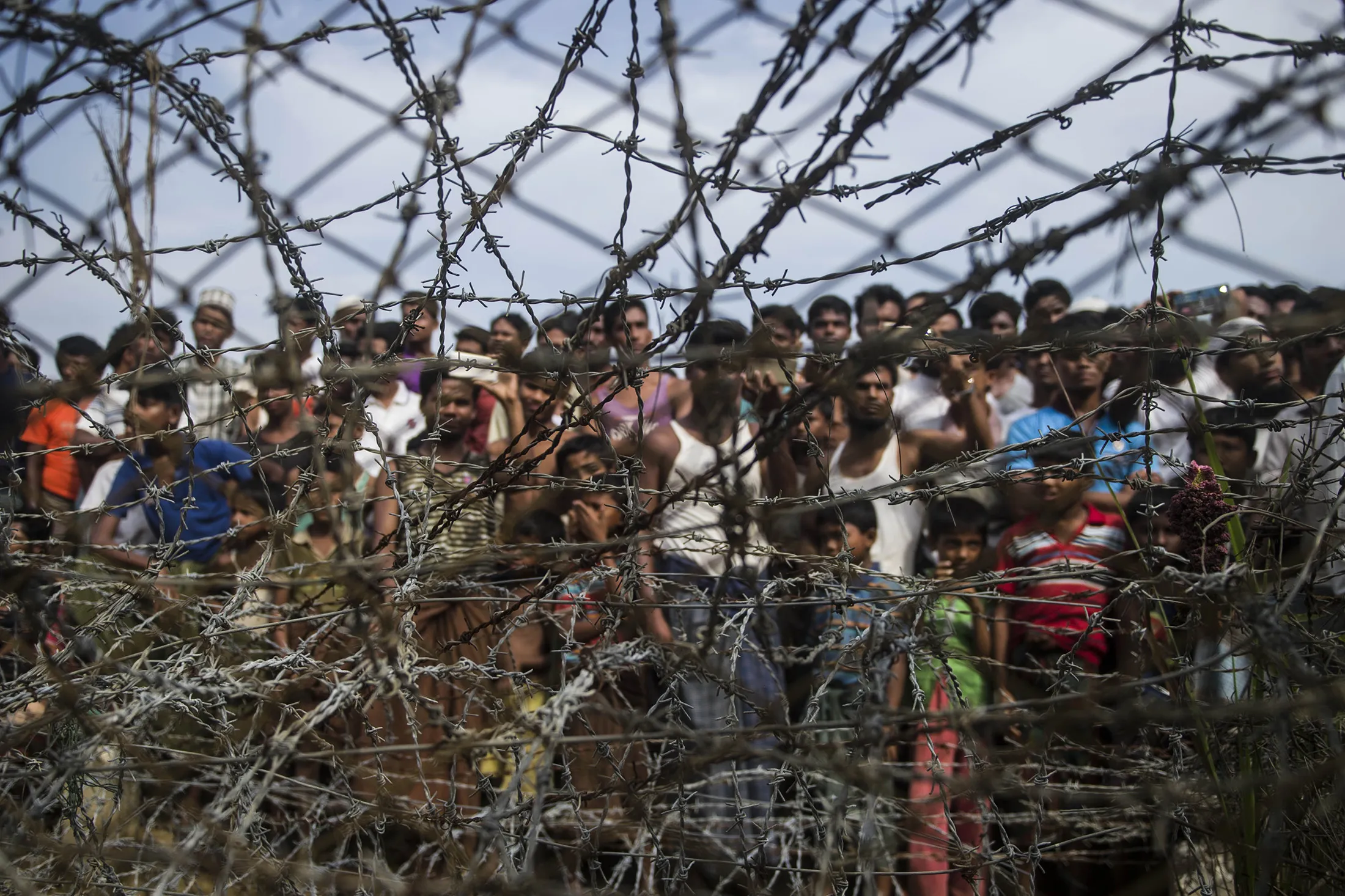 TOPSHOT-MYANMAR-BANGLADESH-REFUGEE-UNREST-ROHINGYA