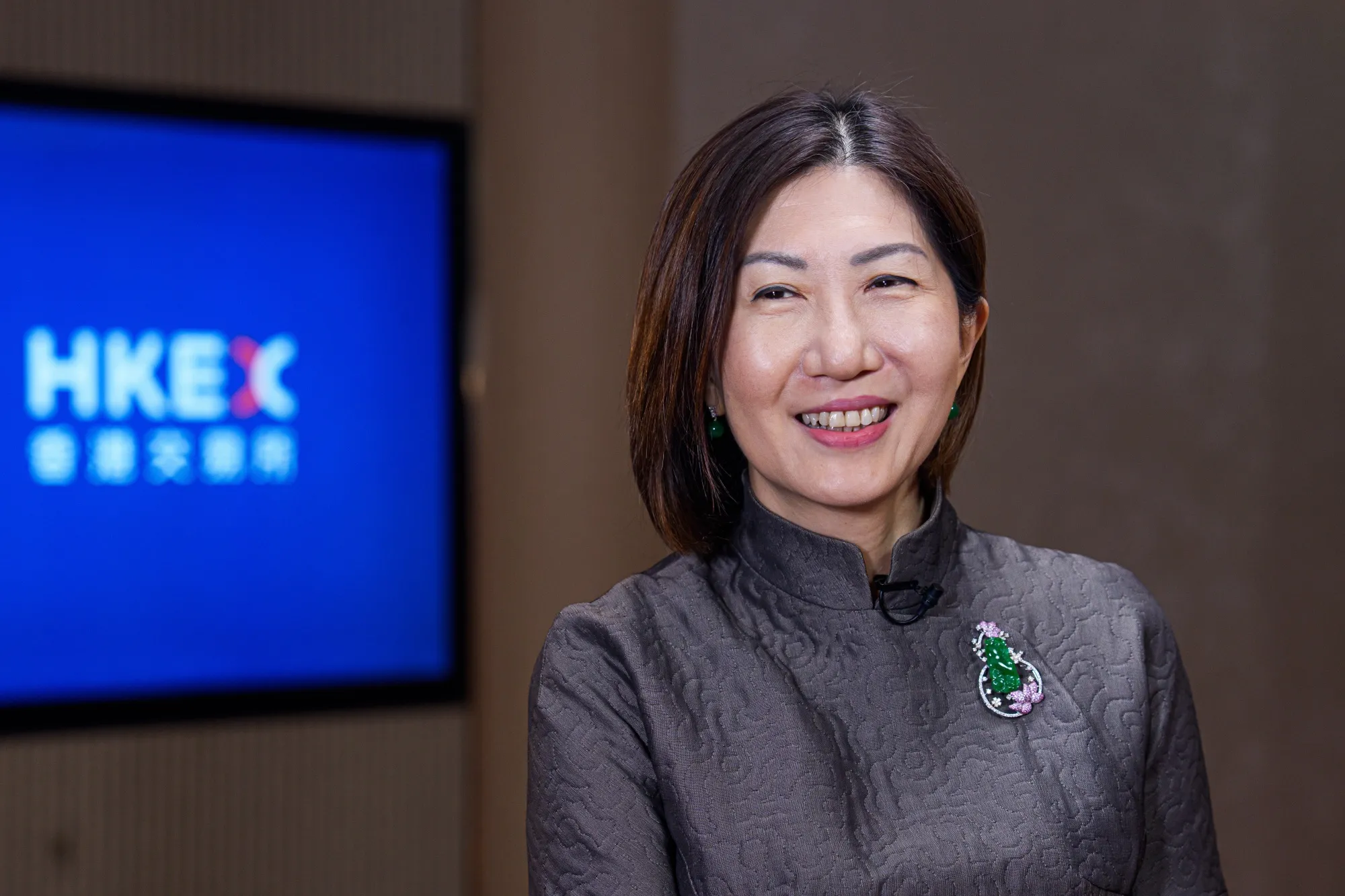 HKEX Reports Another Record-Breaking Quarter as Trading, IPOs Jump -  Bloomberg