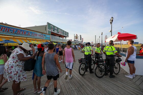 ‘Jersey Shore’ Crowd Stokes Fear With Jump in Teen Covid Cases