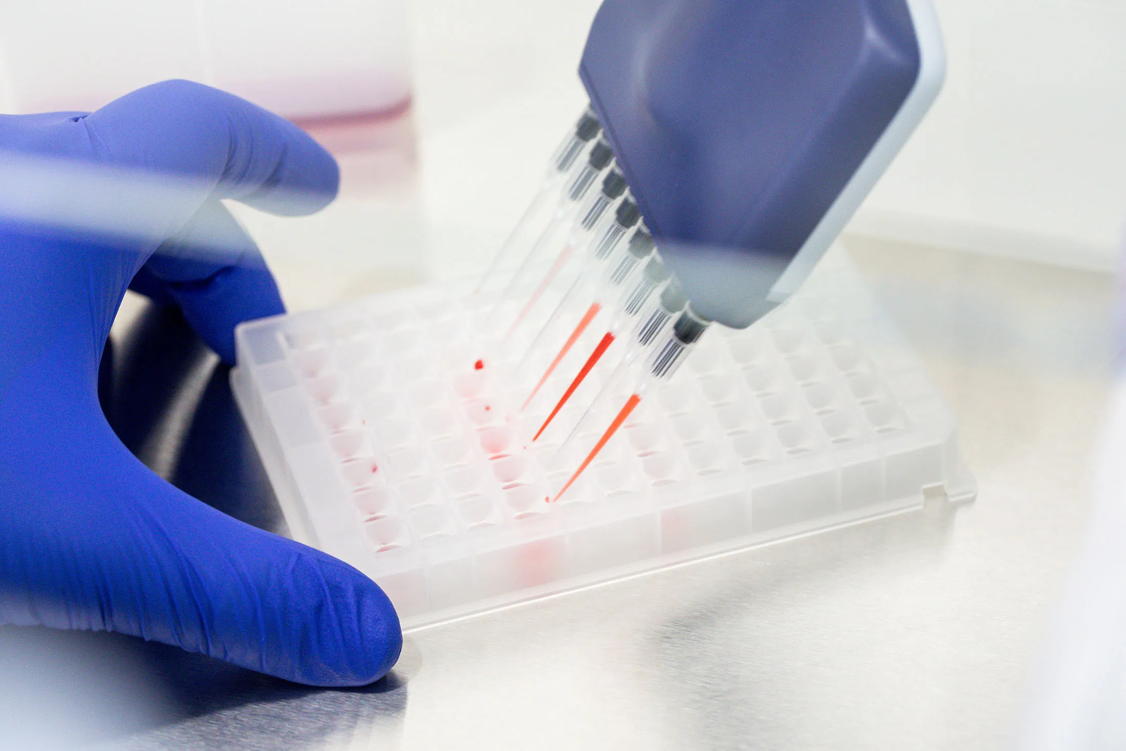 Inside Driver Laboratory as Harvard Doctors Backed by Li Ka-shing Try a Fix For Cancer Care