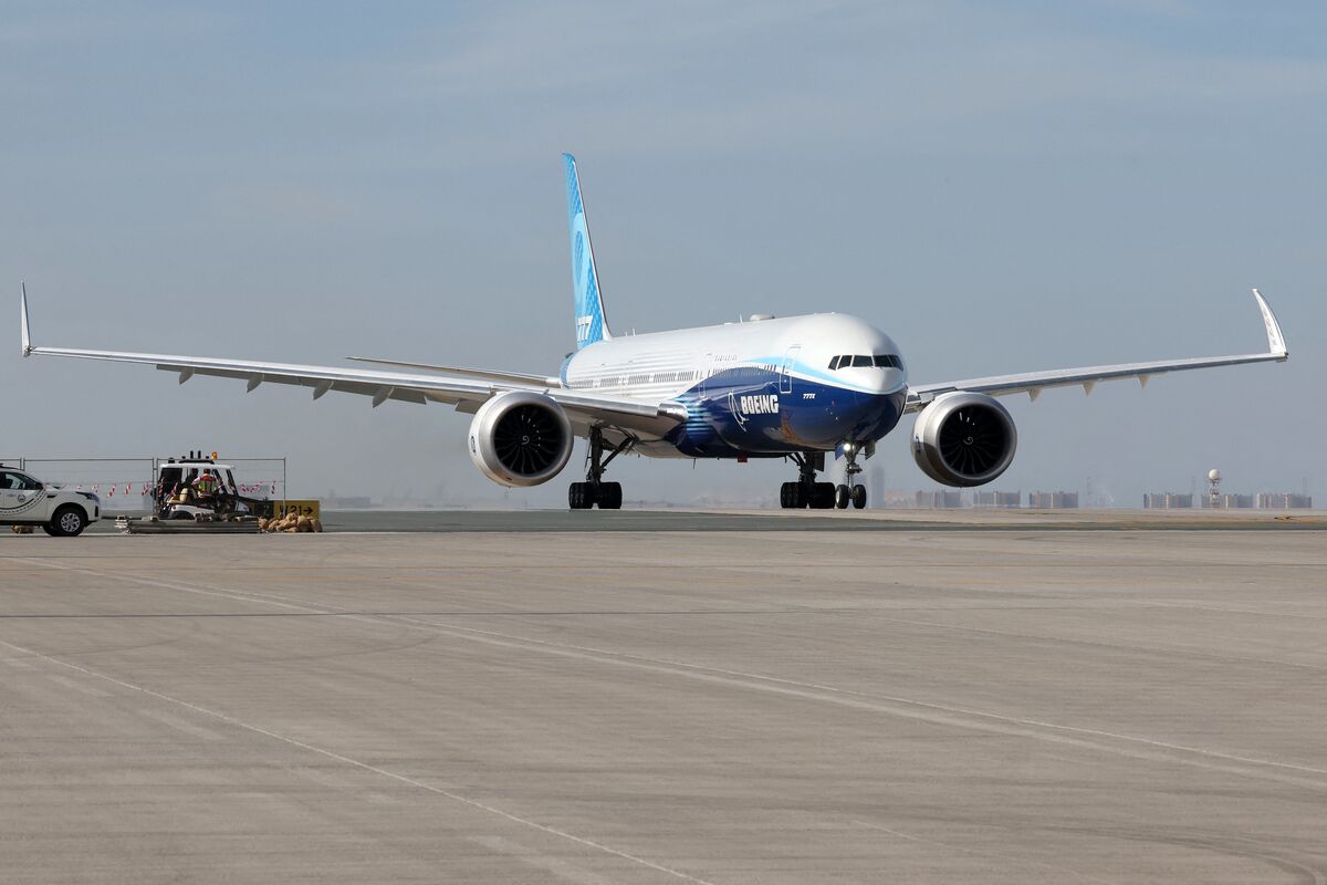 Boeing Starts 777X Certification Flight Trials, Air Present Says