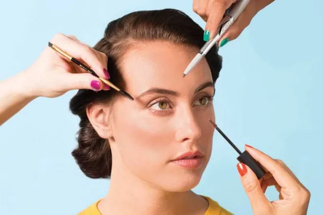 Eyebrow Makeup: How to Get Your Brows in Shape