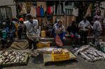A market bazaar in Nairobi.