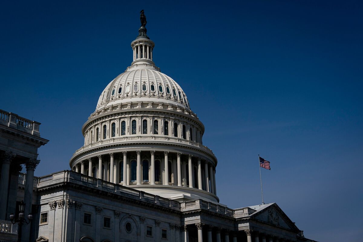 House Republicans Avert Government Shutdown with Bill; Democrats Oppose