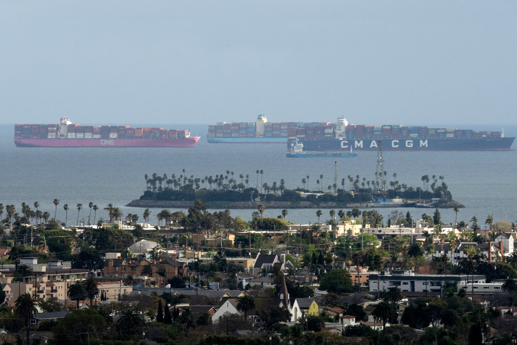 California ports piling up again: Too many containers sitting too long