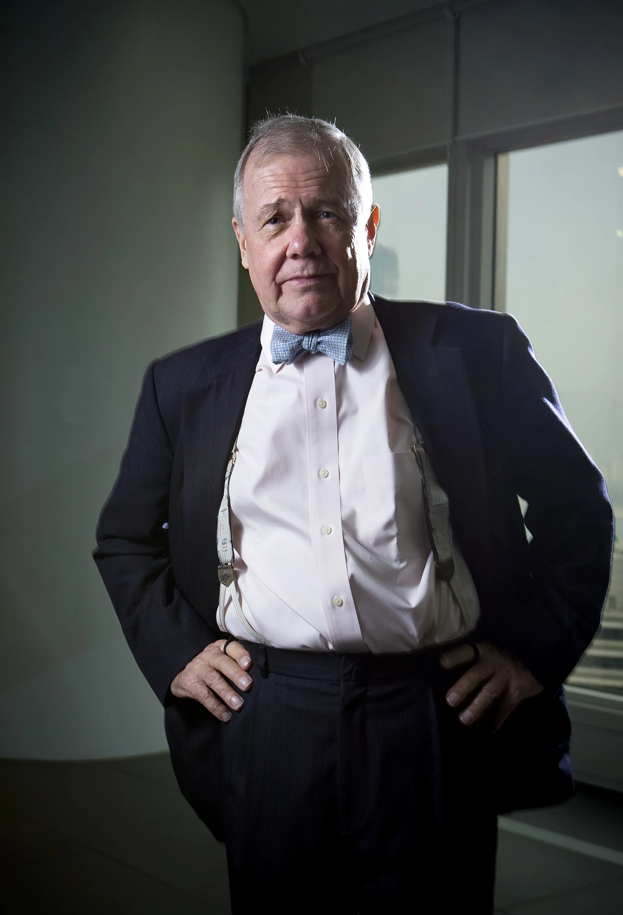 ドル反発局面は通貨危機で終了か、株式空売りも－ロジャーズ氏 - Bloomberg