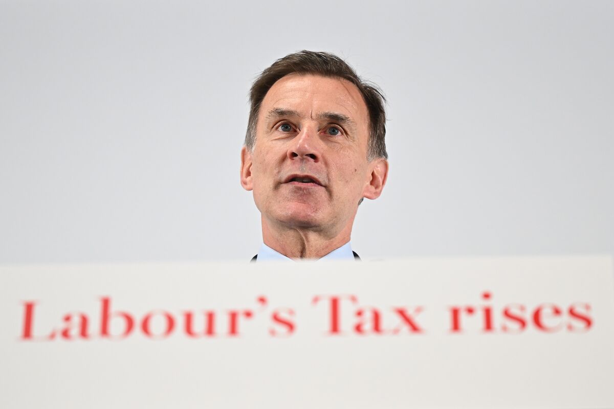 Jeremy Hunt Says He Will Cut UK Payroll Tax in Autumn If He’s Able ...