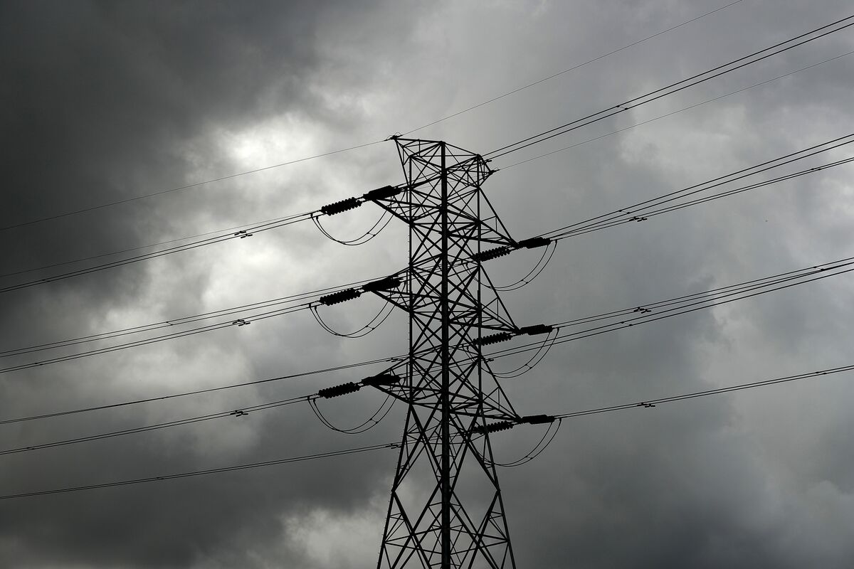 Hedge Funds Move Into Volatile Asian Power Market With New Hires