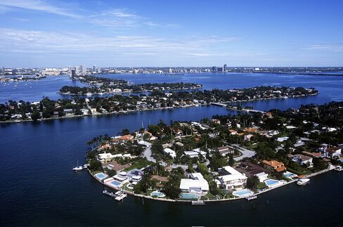Russian Billionaires Buy in U.S.
