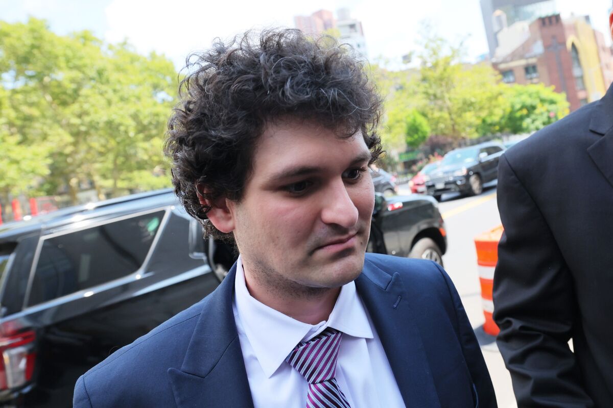 Bankman-Fried Says Parents Made Suggestions, Didn’t Write Motion