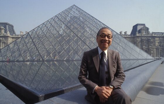 I.M. Pei, Architect Who Designed Louvre Pyramid, Dies at 102