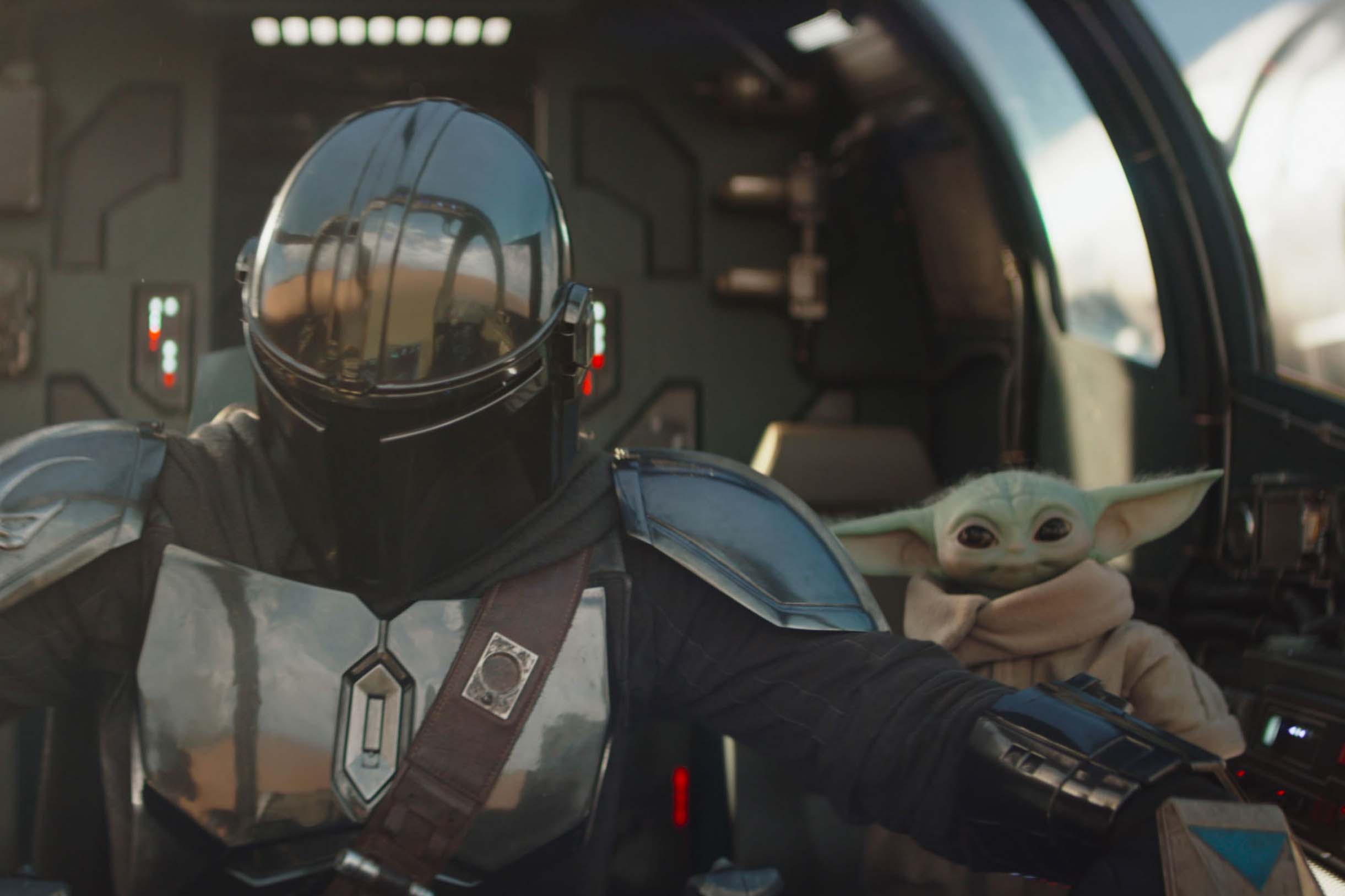 (L-R) Mandalorian (Pedro Pascal) and Grogu in Lucasfilm's THE MANDALORIAN & GROGU. Photo courtesy of Lucasfilm. © 2025 Lucasfilm Ltd™. All Rights Reserved. Source: Lucasfilm