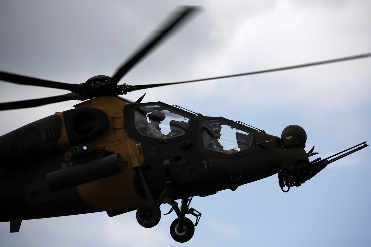 Turkey Delivers Attack, Utility Helicopters to Somalia Amid Al-Shabaab Offensive