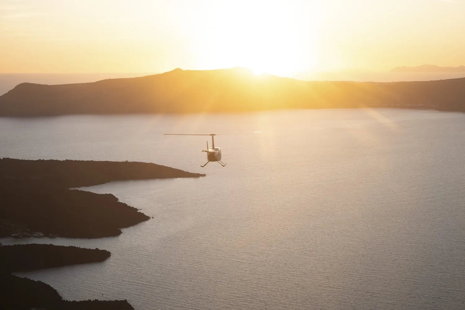 Hoper is the new&nbsp;airline offering helicopter flights to 11 destinations in Greece.&nbsp;