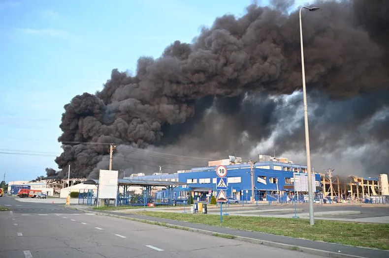 A Russian missile&nbsp;strikes an&nbsp;American electronics manufacturer in western&nbsp;Ukraine.