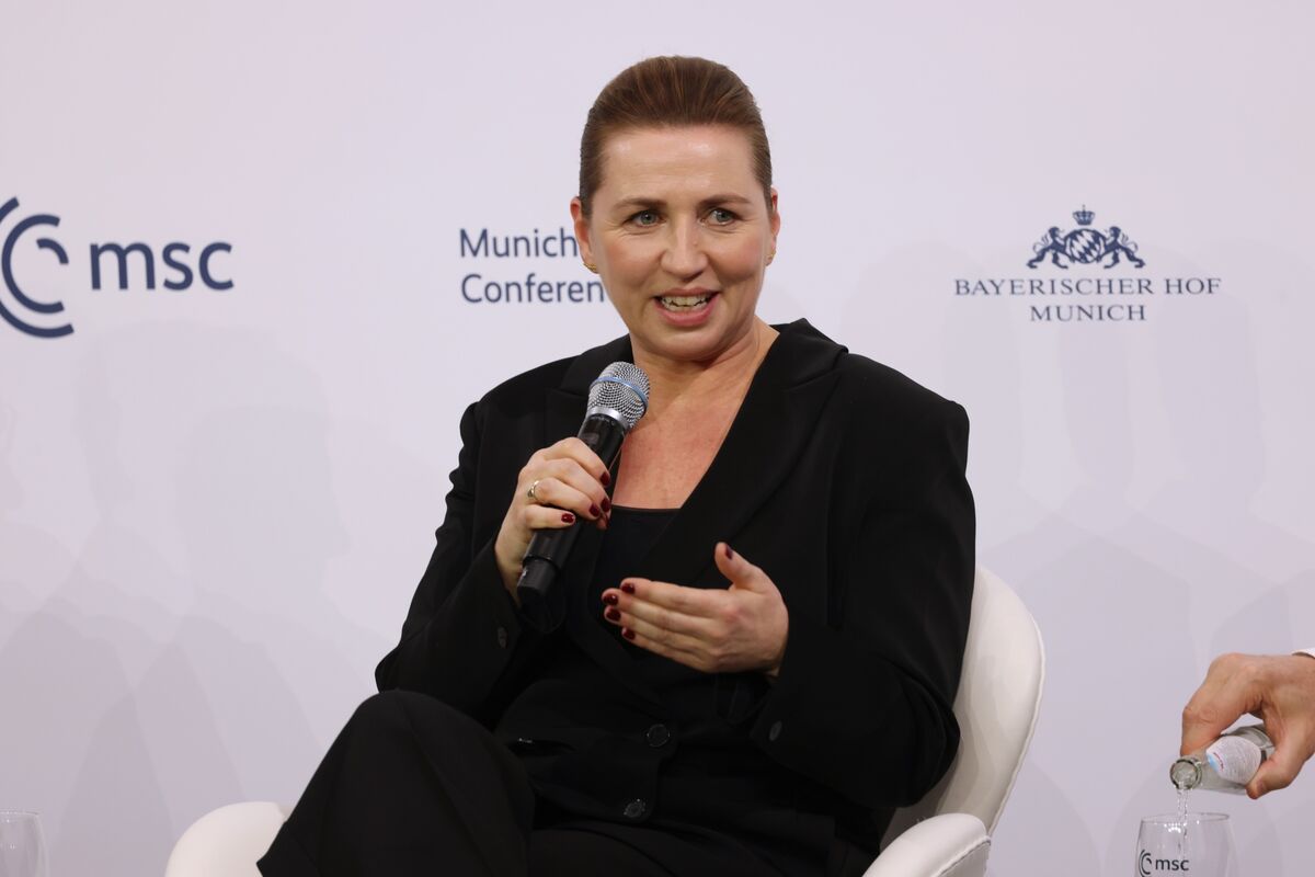 Denmark Quits EU Frugal Four to Prioritize European Rearmament