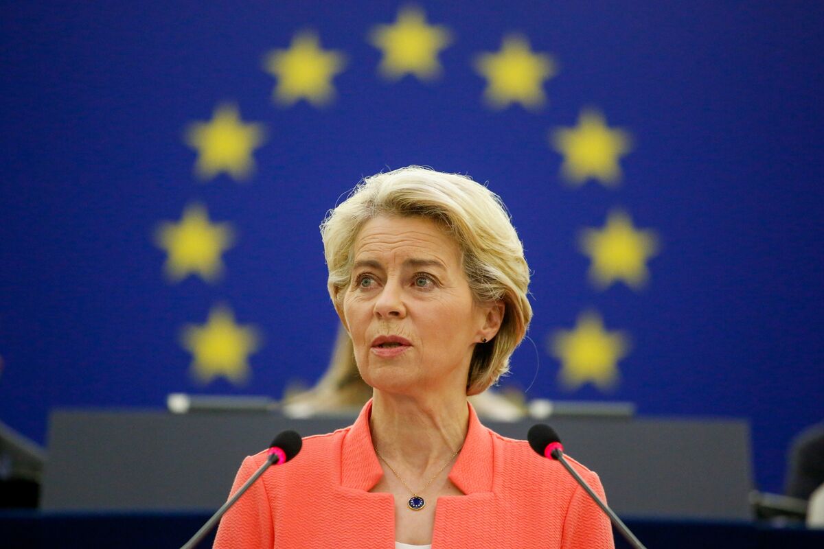 War in Ukraine: Von Der Leyen Eyes Ending EU’s Russian Energy Reliance ...