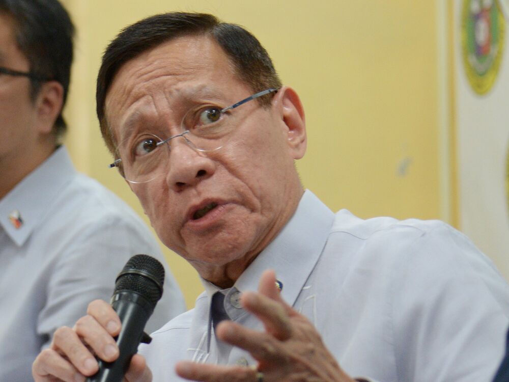 Philippine Health Officials Under Probe for Virus Response - Bloomberg