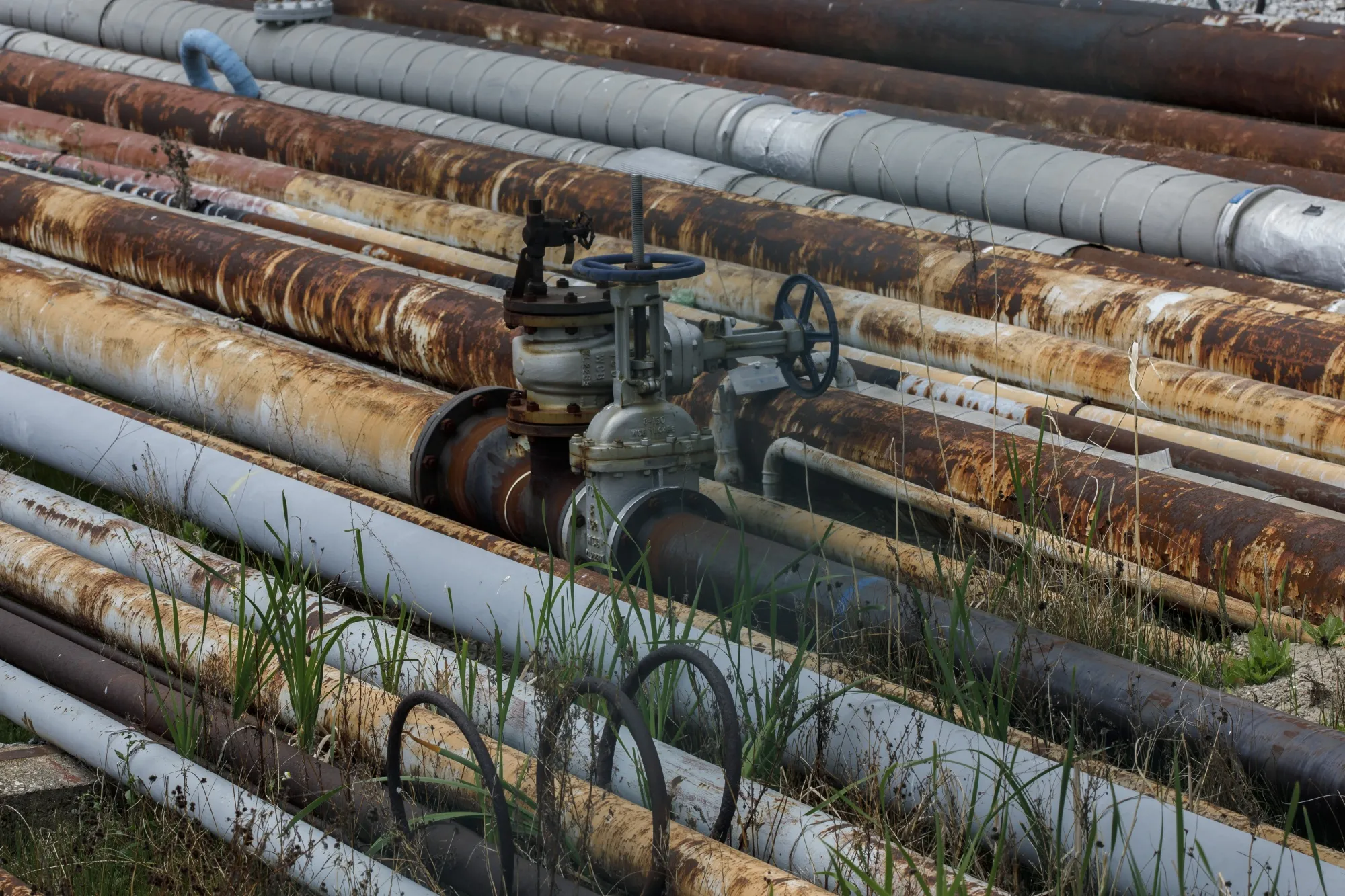 Enbridge Says Great Lakes Oil Pipeline Will Keep Running