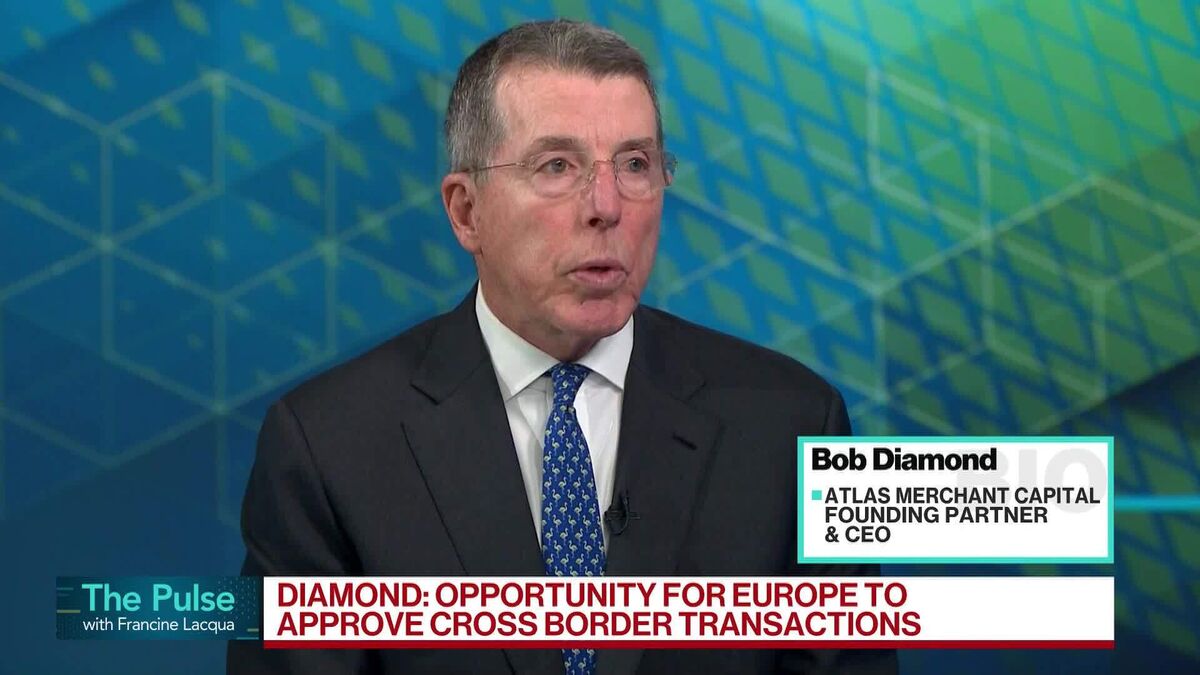 ⚫️ BLOOMBERG: "Previsione di Fusione e Acquisizione nel Settore Bancario Statunitense: Oltre 3.000 Banche a Rischio di Acquisizione"