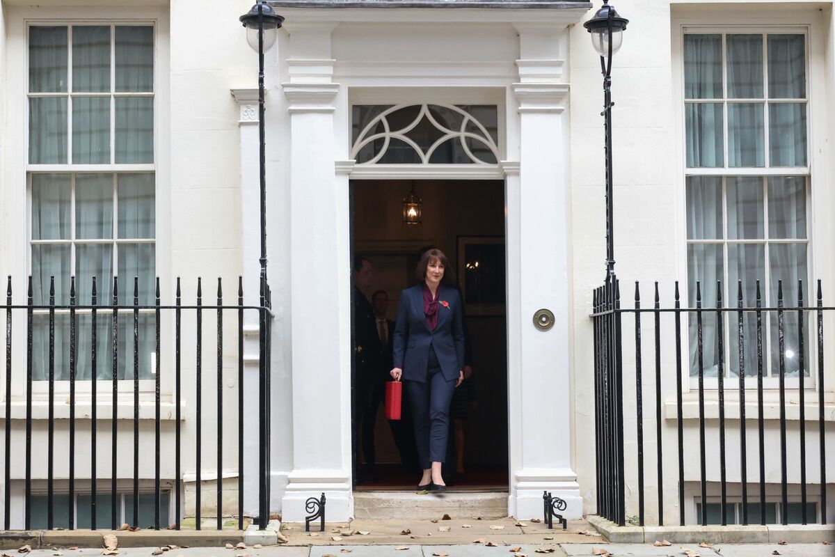 assets.bwbx.io image