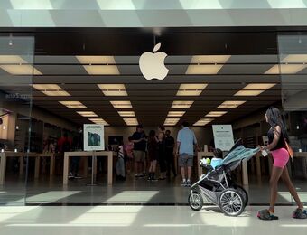 relates to Apple’s Unionized Maryland Store to Vote on Possible Strike