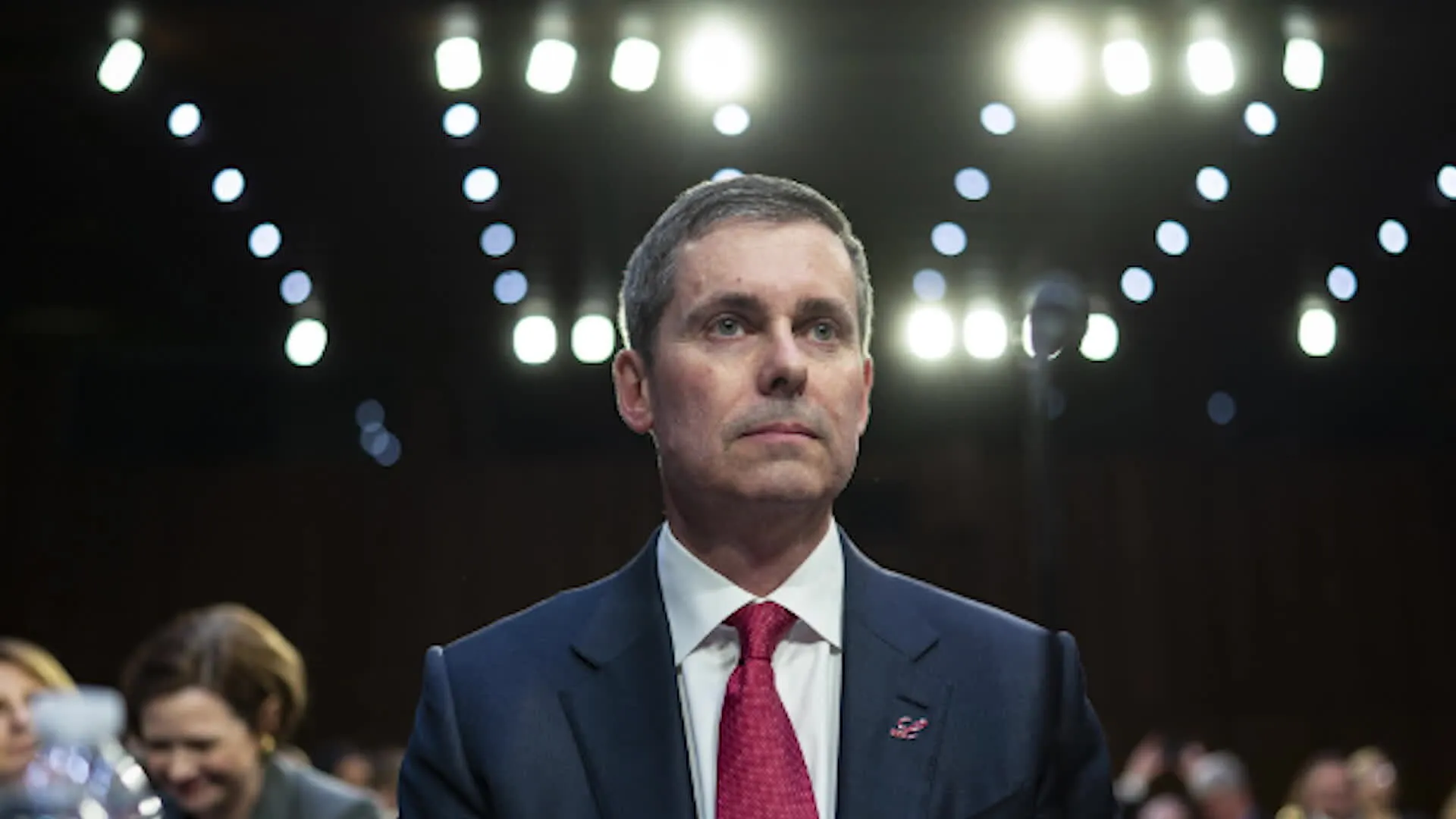 bloomberg.com - Watch How Eli Lilly's CEO Plans to Defeat Pharma's Boom-Bust Cycle