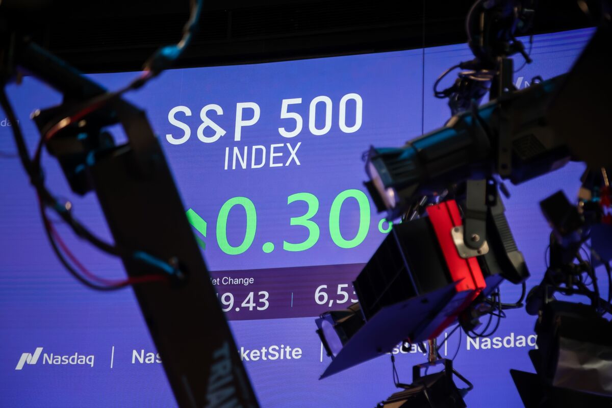 Valuation Angst Shifts From Big Tech to Rest of S&P 500