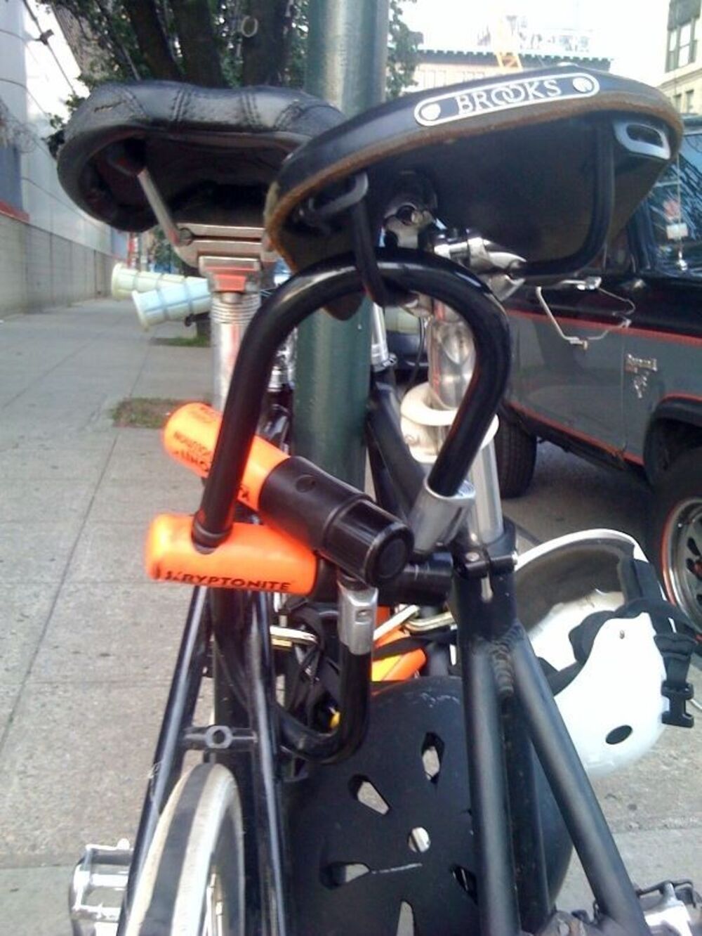 bike saddle lock