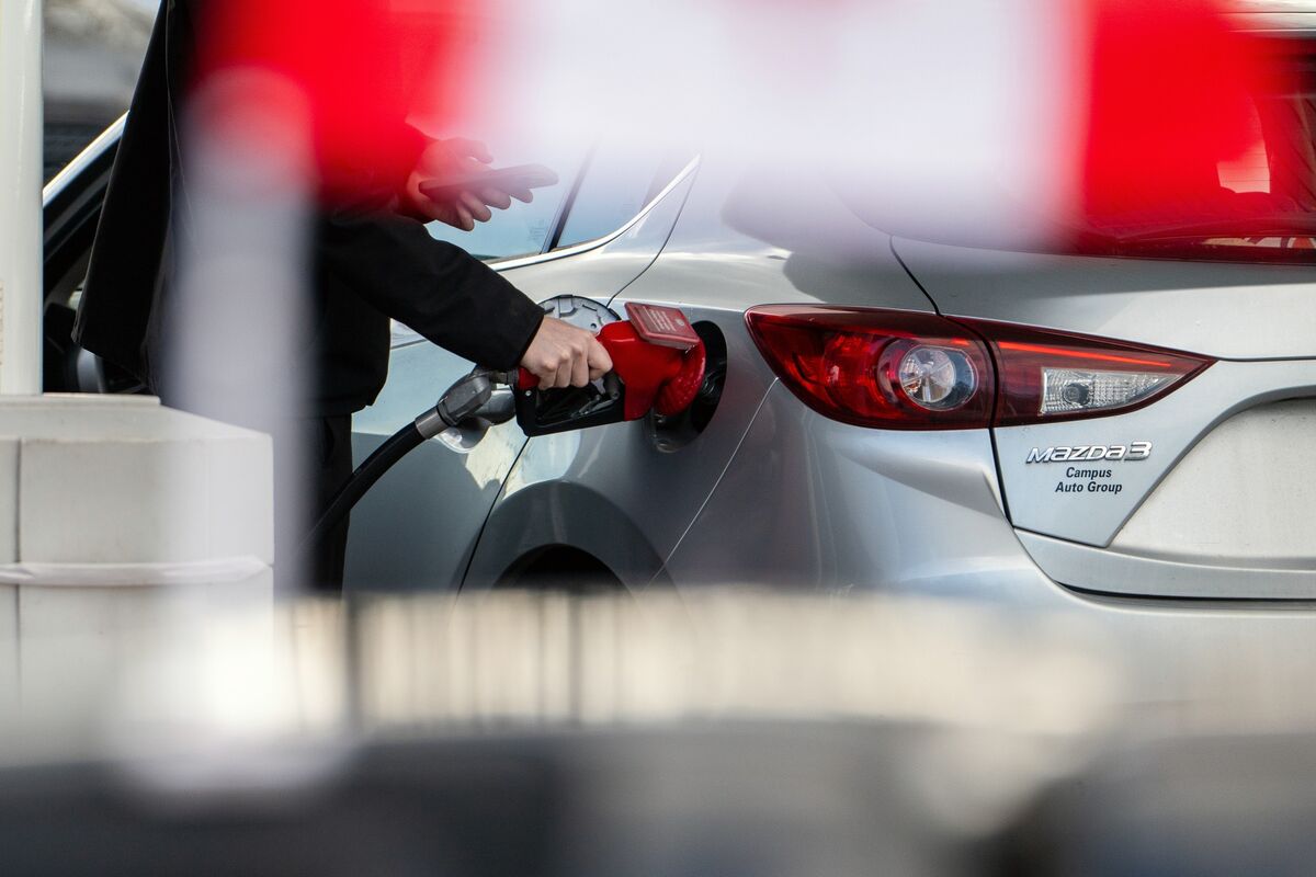 Canada Inflation Edges Down to 2.3% as Gasoline Prices Slow