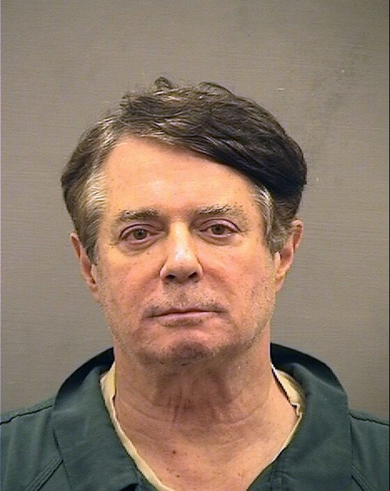 Manafort in Wheelchair as He Gets Feb. 8 Sentencing Date