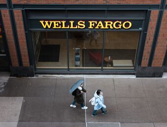 relates to Wells Fargo Bond Saleswoman Claims Pay Bias in ‘Boys Club’ Team