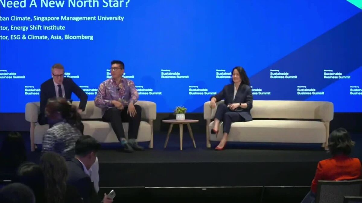 ⚫️ BLOOMBERG: "Obiettivi Climatici nel Business e nella Finanza: Discussione al Bloomberg Sustainable Business Summit 2025"