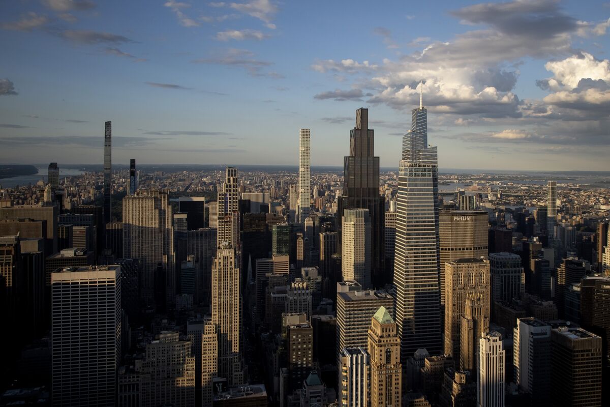 Billionaire Alberto Safra Plans 50 Hires in US to Serve the Rich