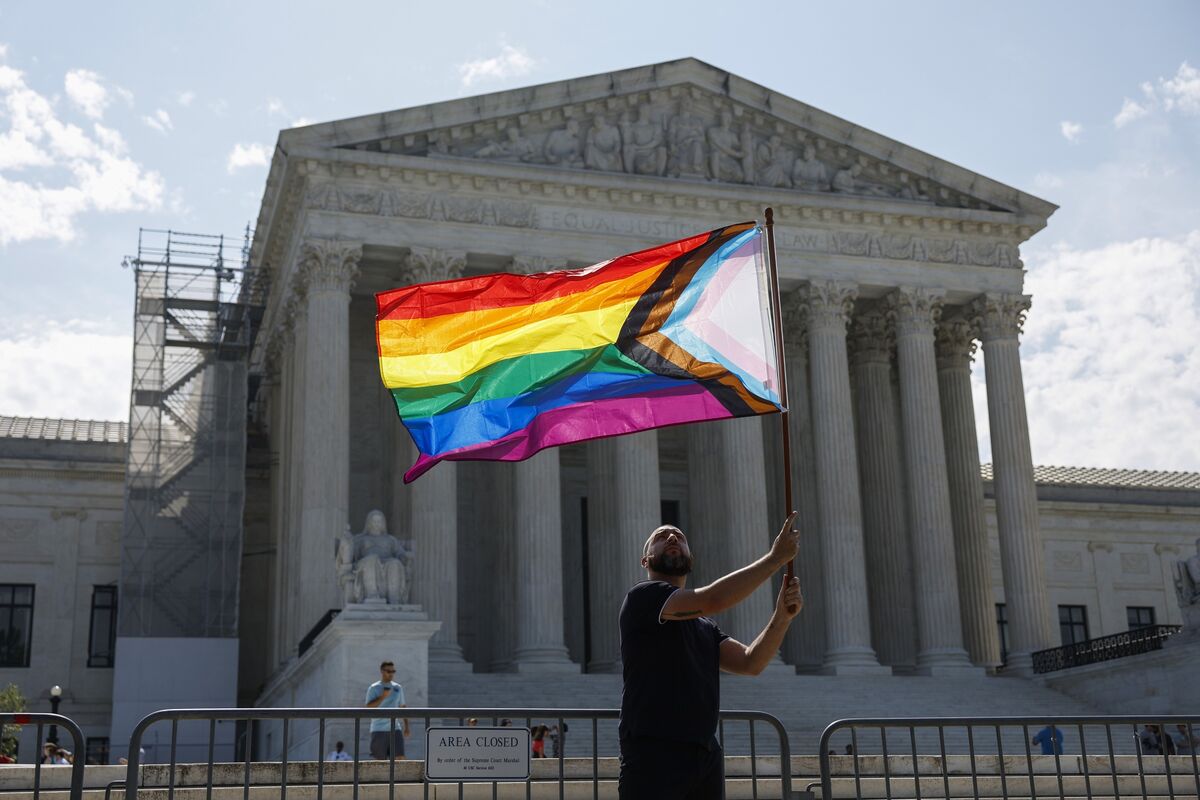 Republicans' Retreat From Gay Marriage Truly Threatens It