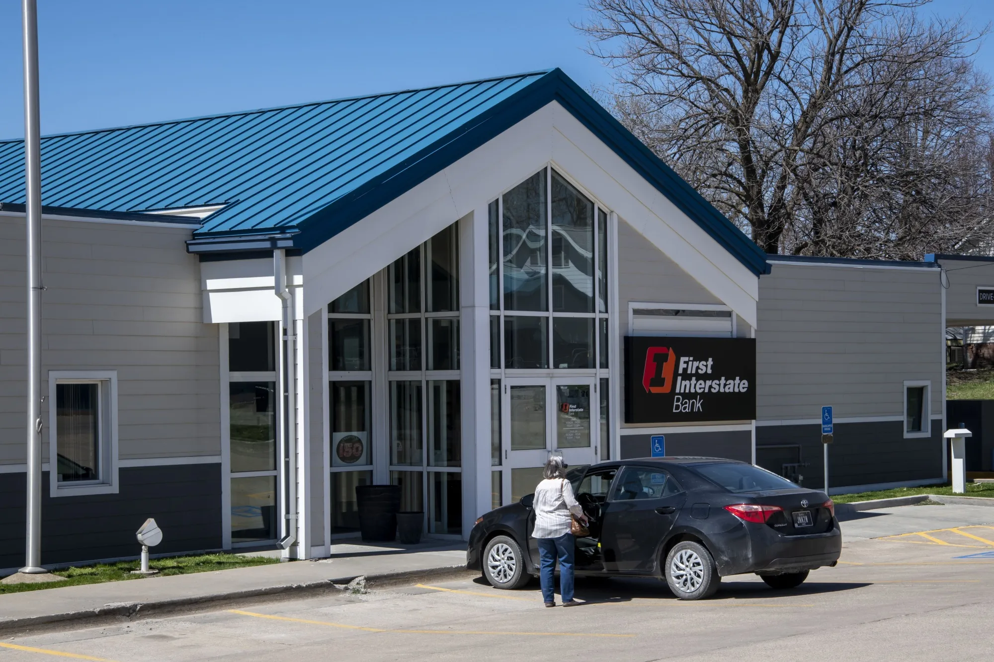 A First Interstate Bank branch in Creston, Iowa.