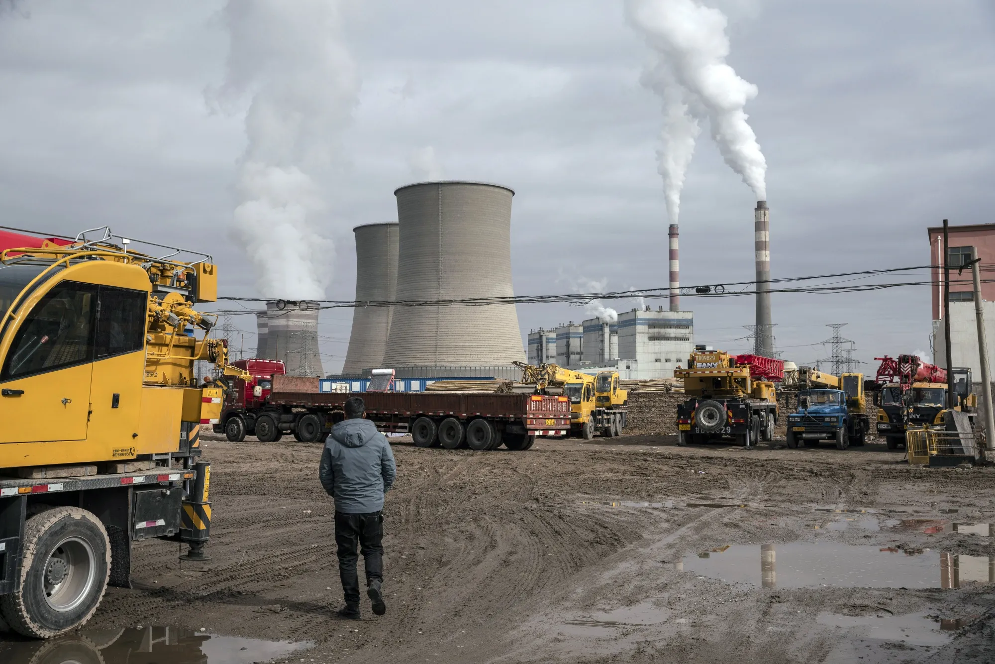 A coal fired power plant in Jiayuguan, Gansu province, China.