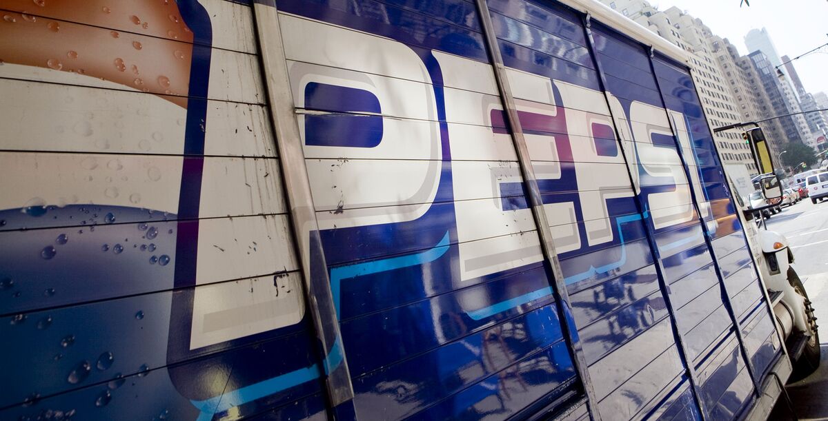 Pepsi and Coke Are Fighting to Get You to Drink Soda Again - Bloomberg