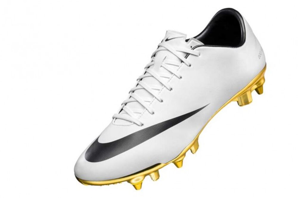 game soccer boots