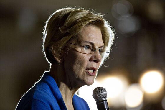 Elizabeth Warren Presses Tom Barrack Over Deals With Saudis