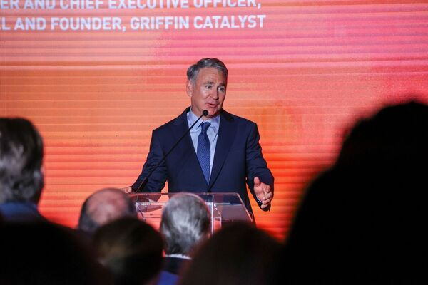 Griffin Gives $50 Million to Cancer Center in Biggest Miami Gift