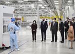 US President Joe Biden tours  tours the Samsung Electronics factory.