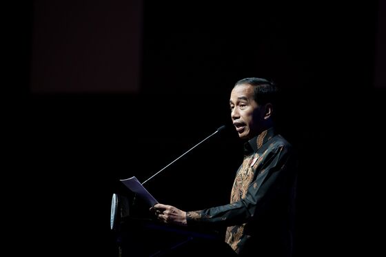 Don't Count on Jokowi Delivering on All His Reforms, Oxford Says