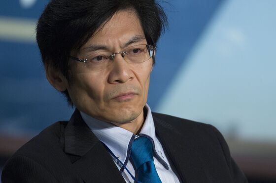 Good Chance BOJ to Extend Rate Pledge in July, Ex-Official Says