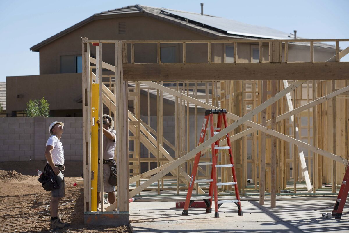 D.R. Horton Stock (DHI) Rallies Toward Record With Fed Rate Pause in