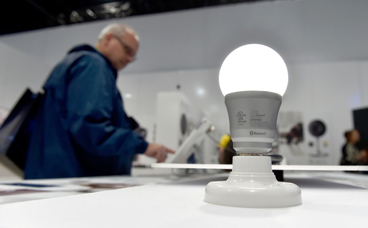 Light Bulbs Get Smarter, but Not Easier - WSJ