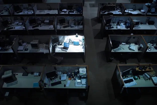 A Big Nerd Trades His Corner Office for a Cubicle