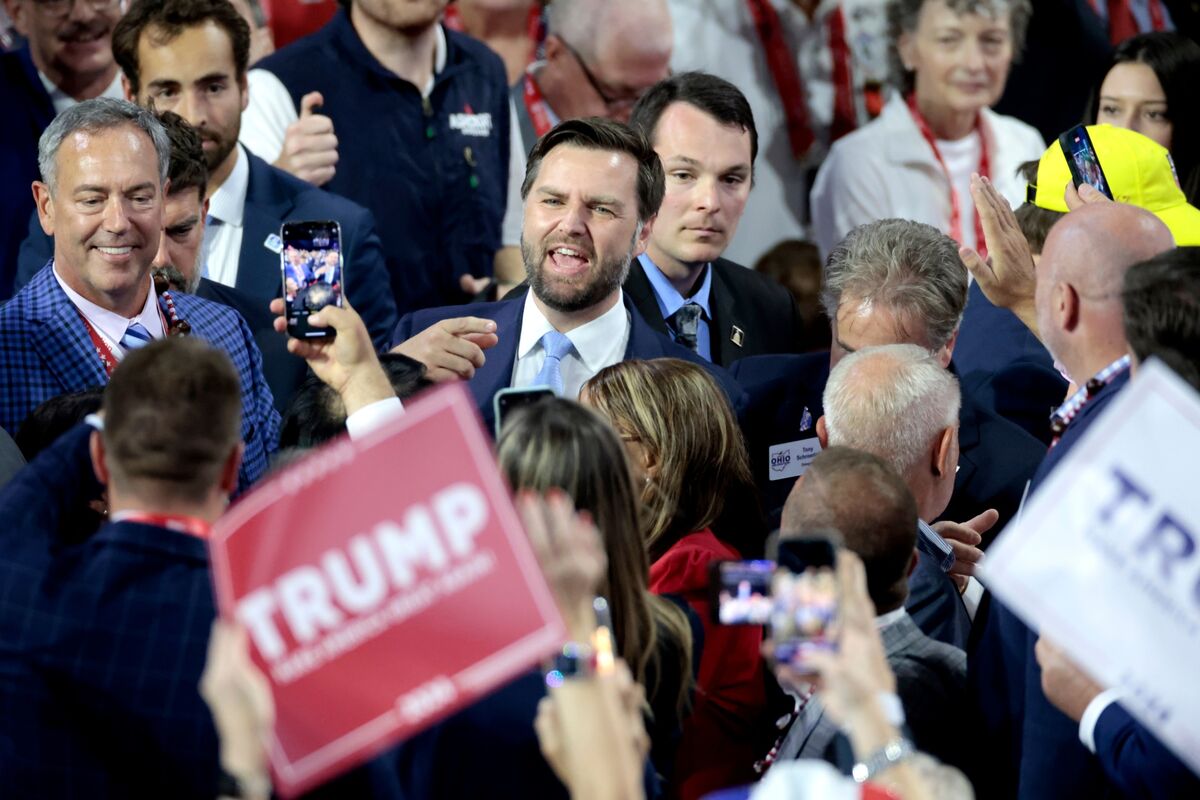 Vance's Foreign Policy Views Widen Trump's Break With Republican Old Guard  - Bloomberg